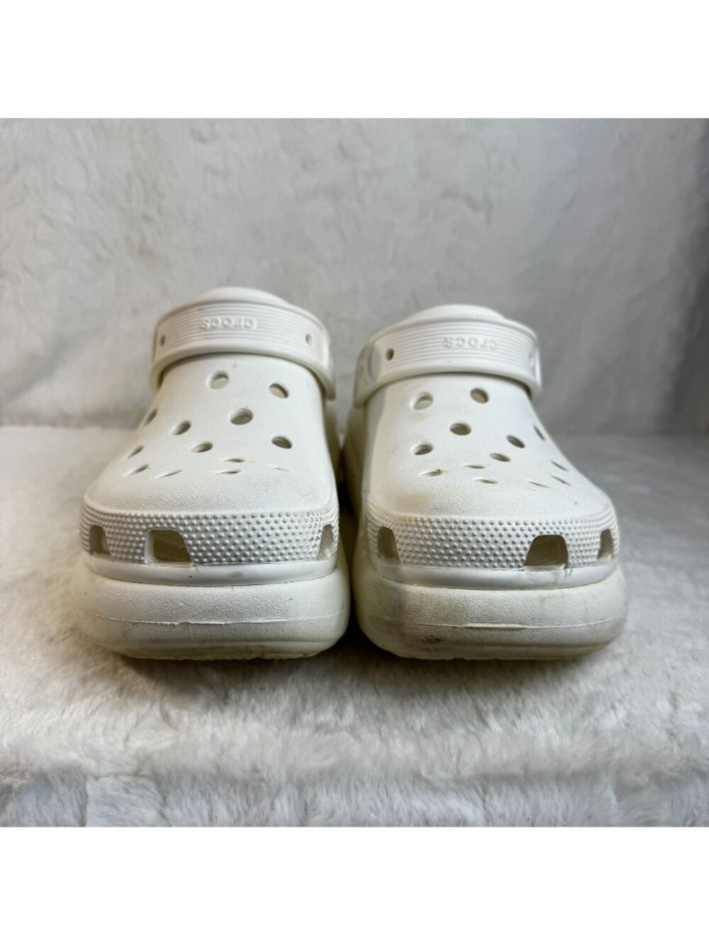 Crocs Classic Mega Crush Clog White 2.4" Platform Sandals Womens 8 Mens 6 - Picture 3 of 9